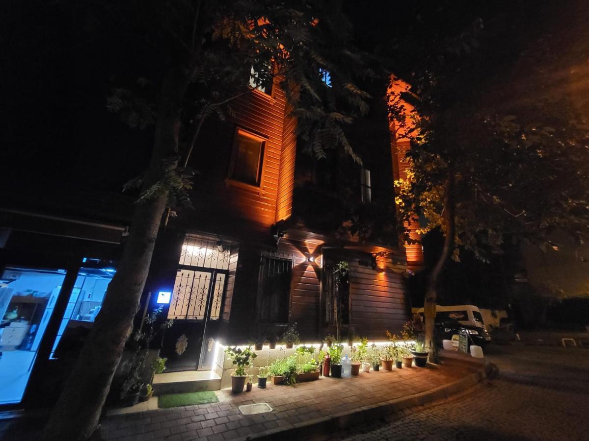 Turna Hotel Istanbul Bagian luar foto