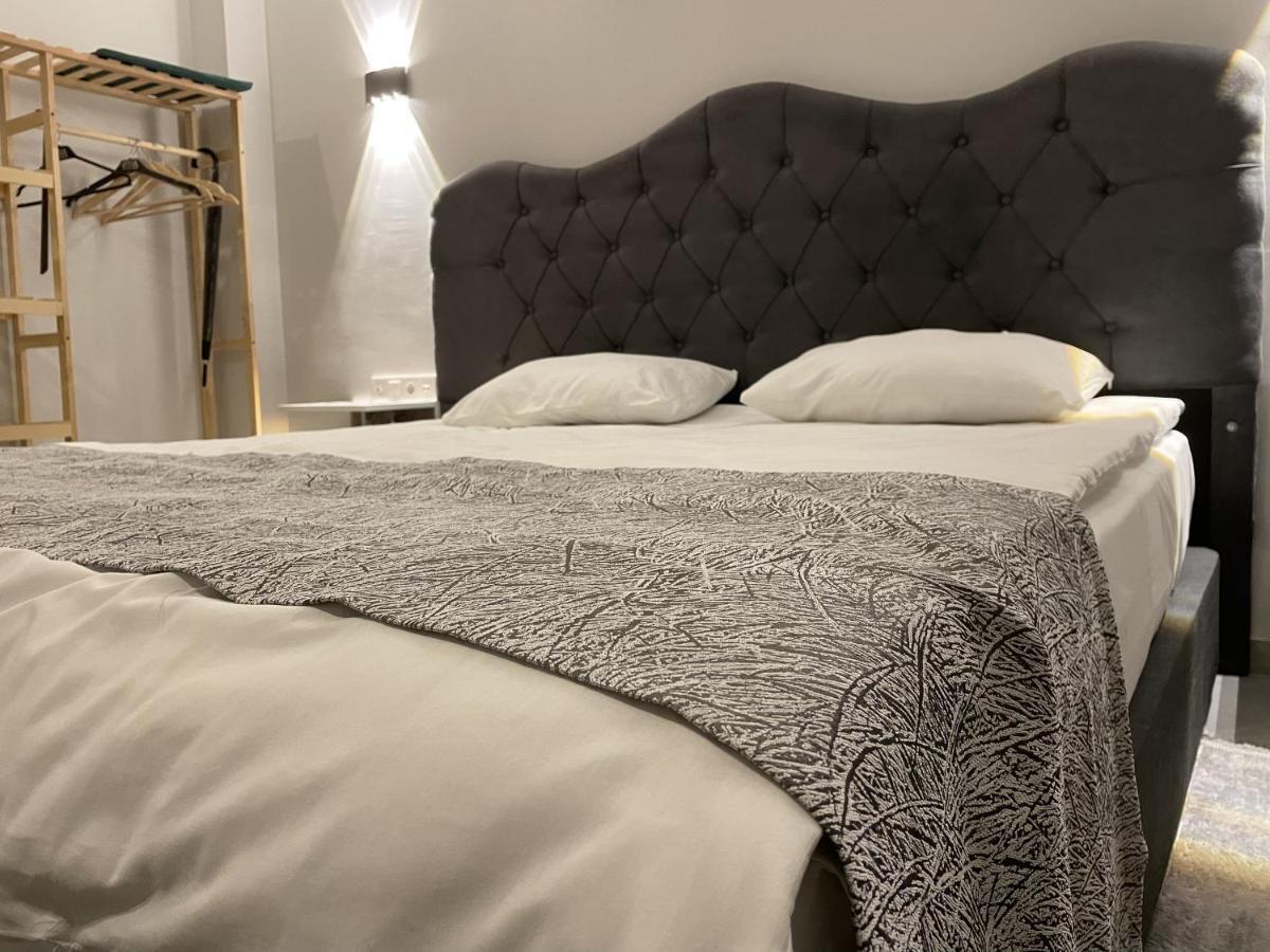 Turna Hotel Istanbul Bagian luar foto