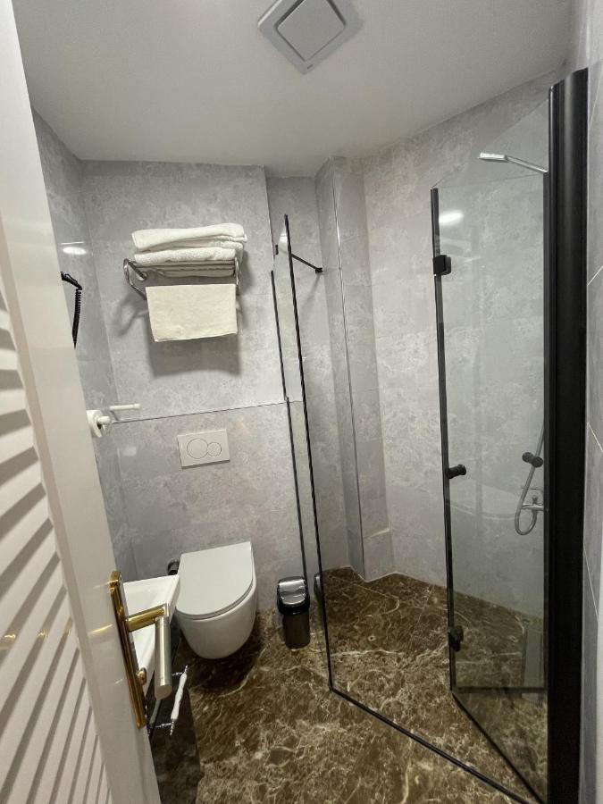 Turna Hotel Istanbul Bagian luar foto